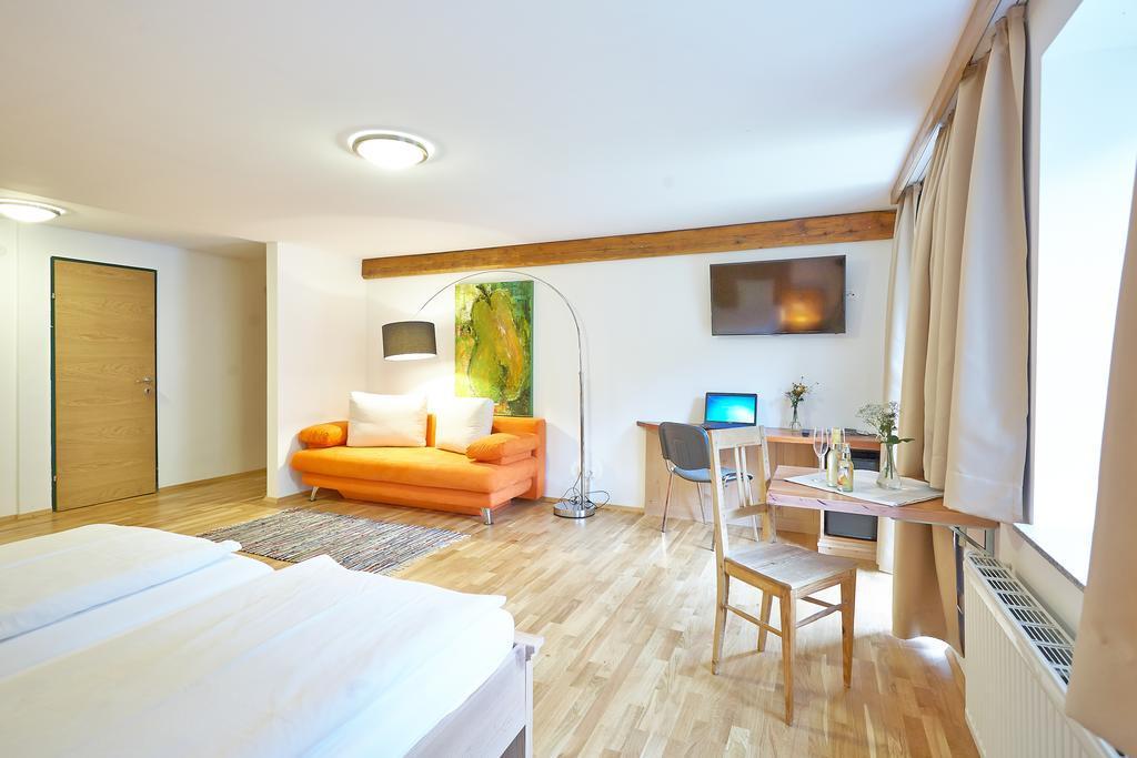 Gasthof Hotel Schiffsmeisterhaus Ardagger Markt Kültér fotó